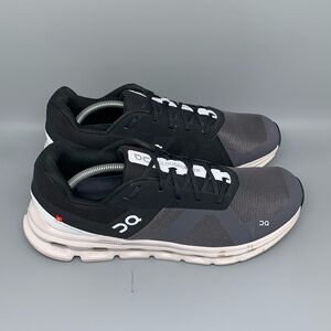 On Cloudrunner Black Grey Running Shoes Men's Sz 11.5 like new cond, in orig box